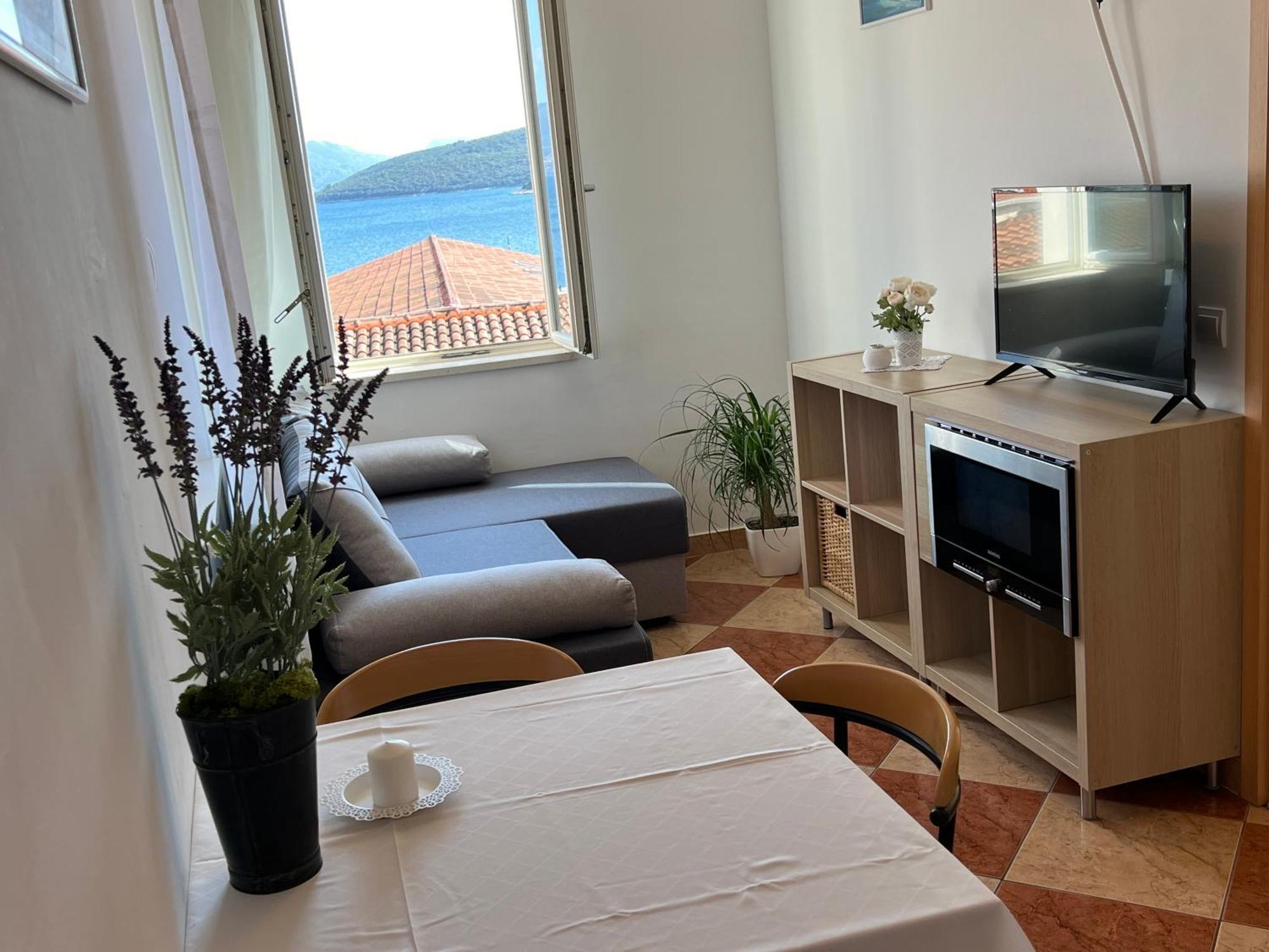 Apartments And Rooms Katija & Egon Korčula Екстериор снимка