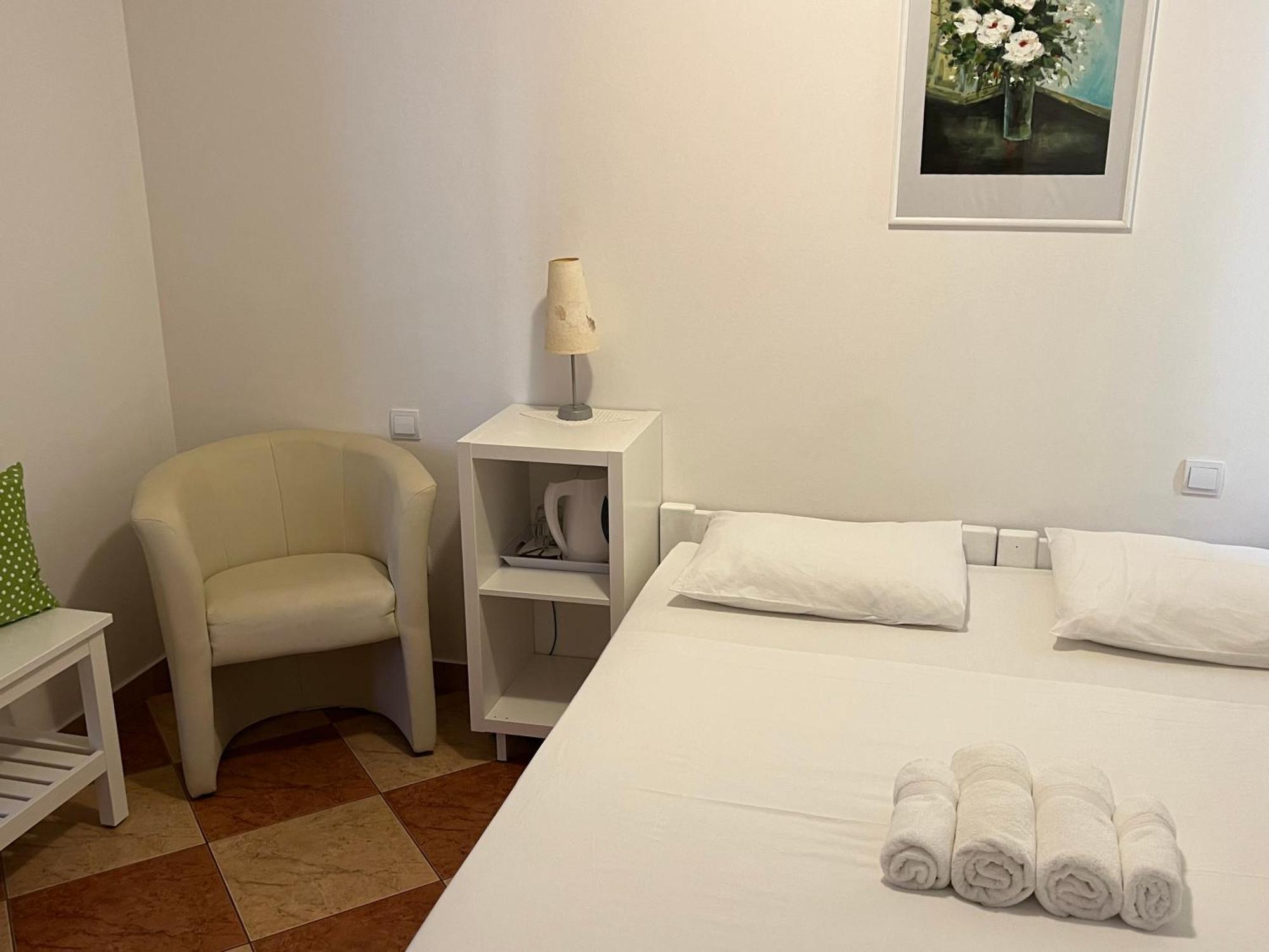 Apartments And Rooms Katija & Egon Korčula Екстериор снимка
