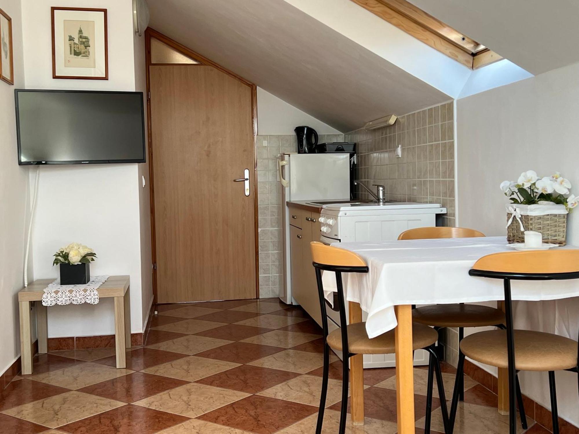 Apartments And Rooms Katija & Egon Korčula Екстериор снимка